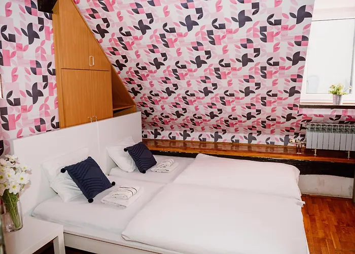 Hostel Central